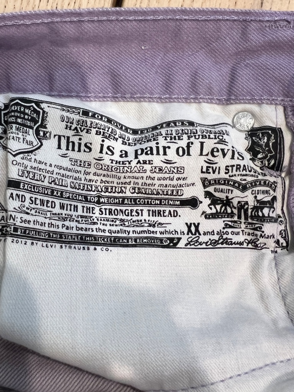 Levis 501 Womens Lavender Purple Denim Shorts Size 26 Mid Rise Pastel Cuffed Y2K - Picture 8 of 13